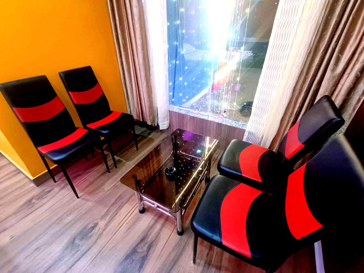 Luxury Poolside Room